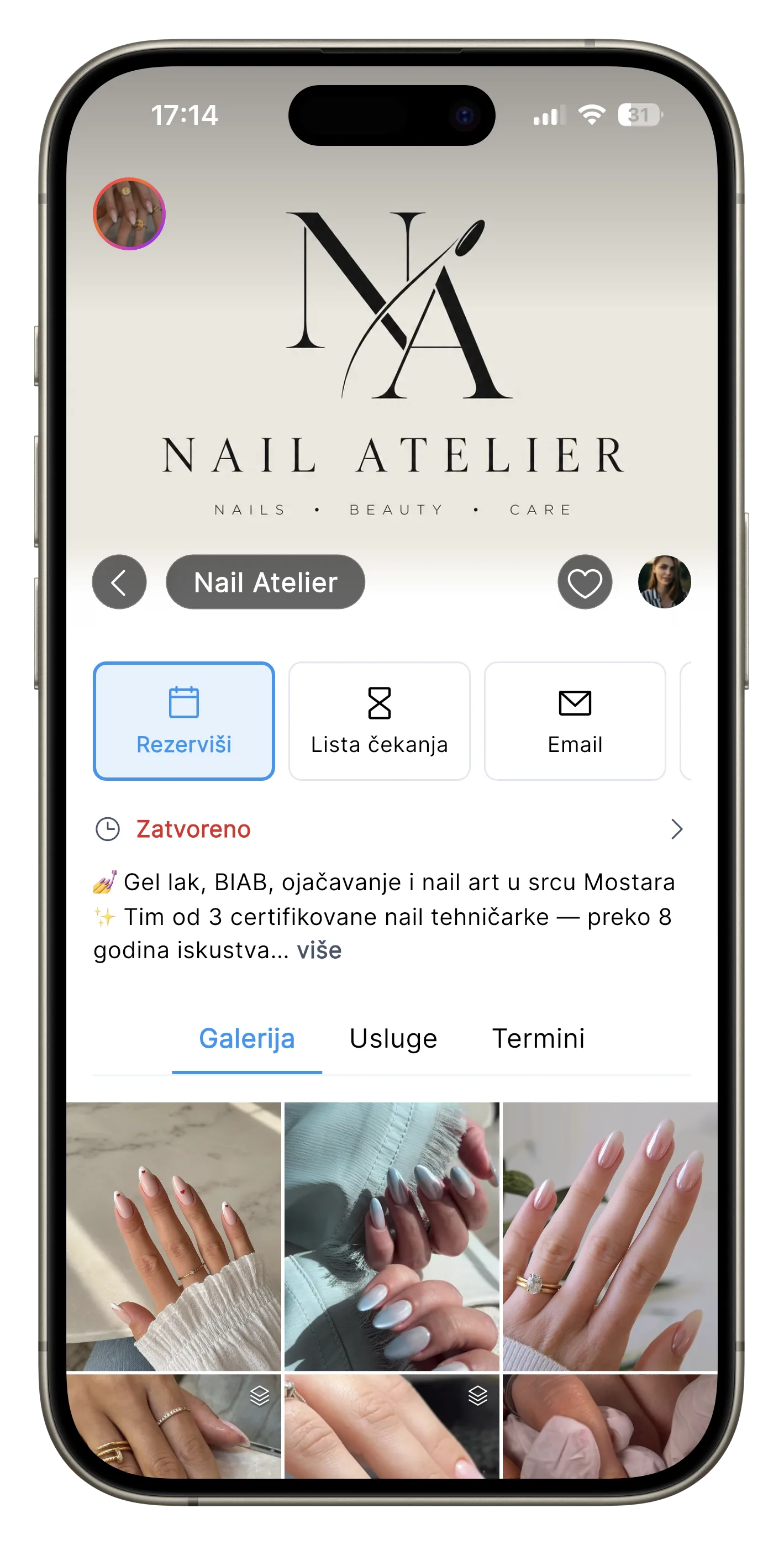 Kruug aplikacija na iPhoneu: profil biznisa Nail Atelier s galerijom, rezervacijom i radnim vremenom